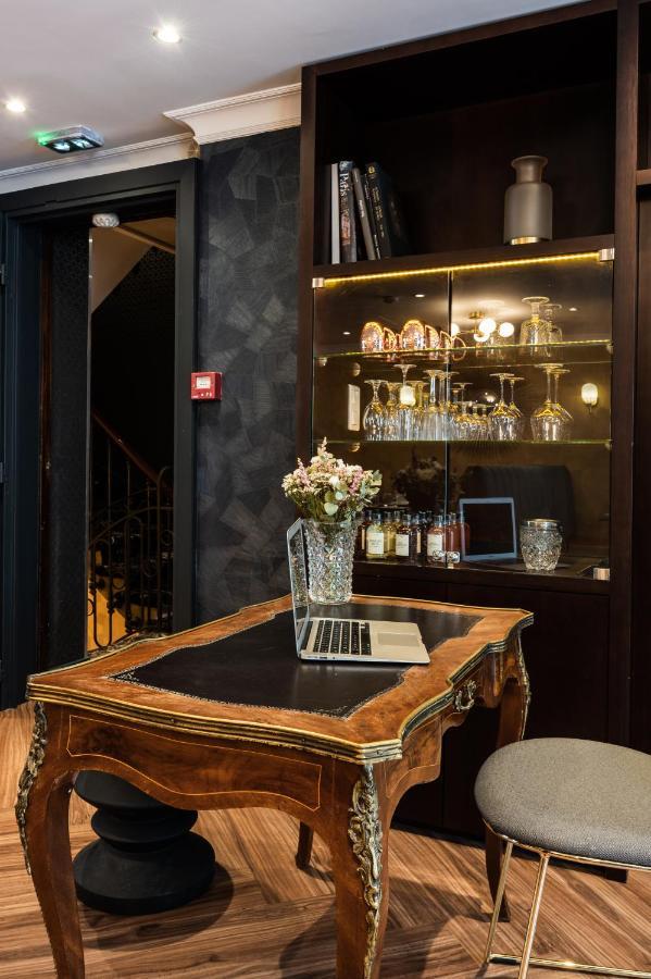 Royal Saint Germain Hotel Paris Exterior photo
